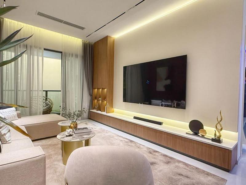 Apartment for Sale at R&F Princess Cove Phase 3-New Casa Suites - Benjamin Oh - Living Room - PropertyGuru.com.my