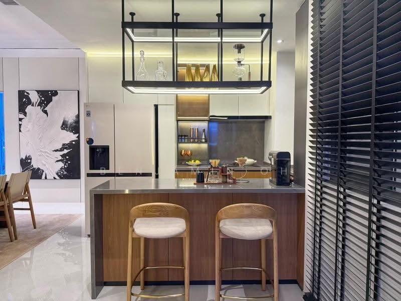 Apartment for Sale at R&F Princess Cove Phase 3-New Casa Suites - Benjamin Oh - Kitchen - PropertyGuru.com.my