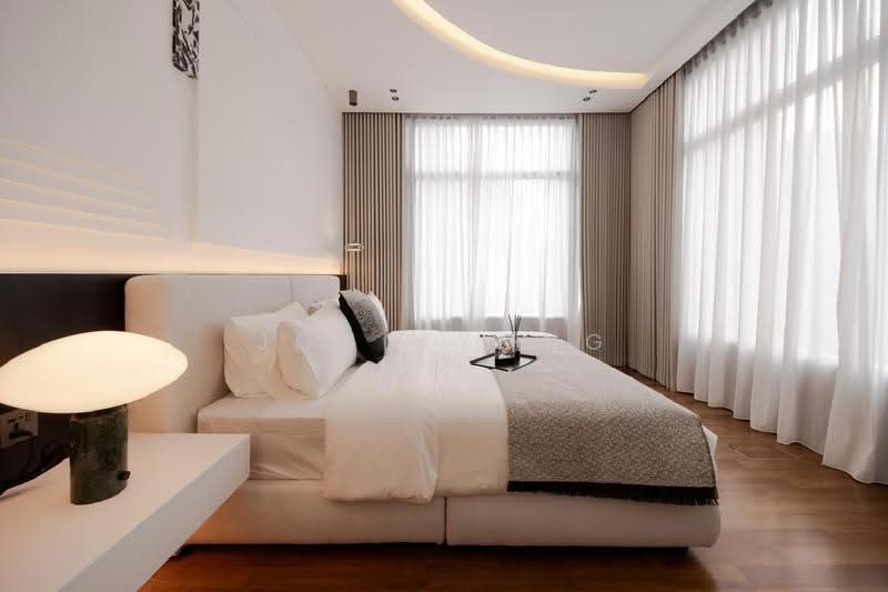 Kondominium untuk Dijual di Condominium @ The Troika - John Yong - Bedroom - PropertyGuru.com.my