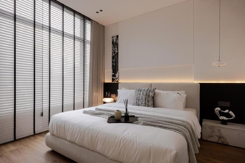Kondominium untuk Dijual di Condominium @ The Troika - John Yong - Bedroom - PropertyGuru.com.my