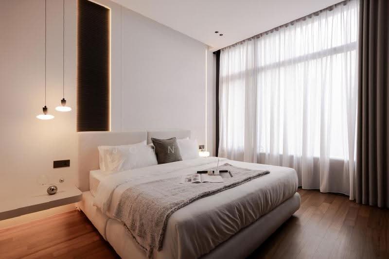 Kondominium untuk Dijual di Condominium @ The Troika - John Yong - Bedroom - PropertyGuru.com.my