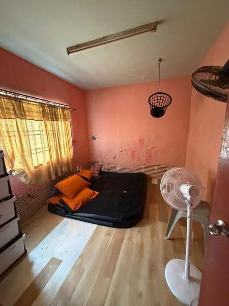 Rumah Flat untuk Dijual di Tasek Seri Alam - Janice Teo - Bedroom - PropertyGuru.com.my