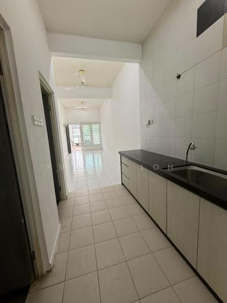 Semi-Detached House for Rent in Hijauan Valdor (Sungai Jawi) - Yvonne Loh - Kitchen - PropertyGuru.com.my
