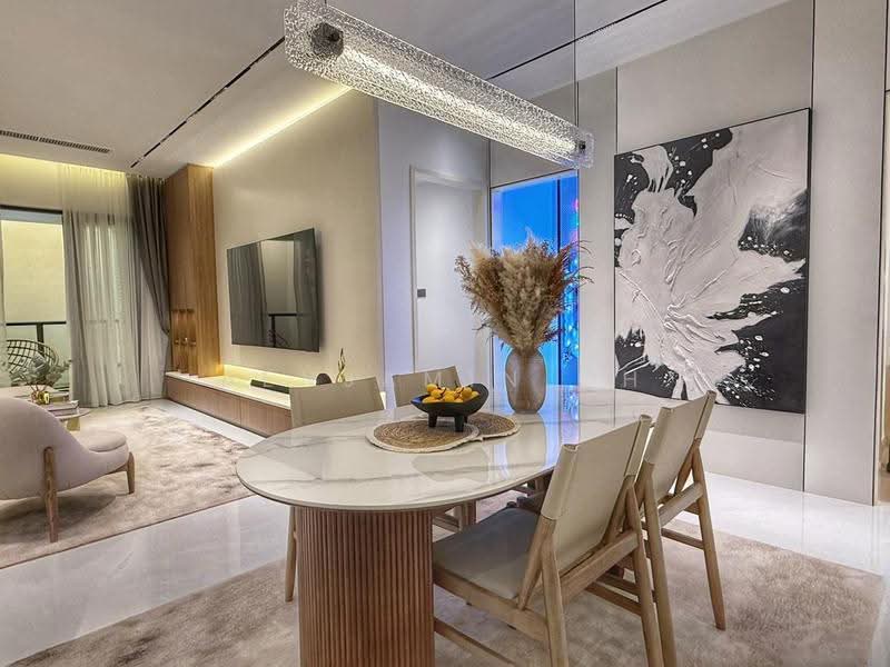 Pangsapuri untuk Dijual di R&F Princess Cove Phase 3-New Casa Suites - Benjamin Oh - Living Room - PropertyGuru.com.my