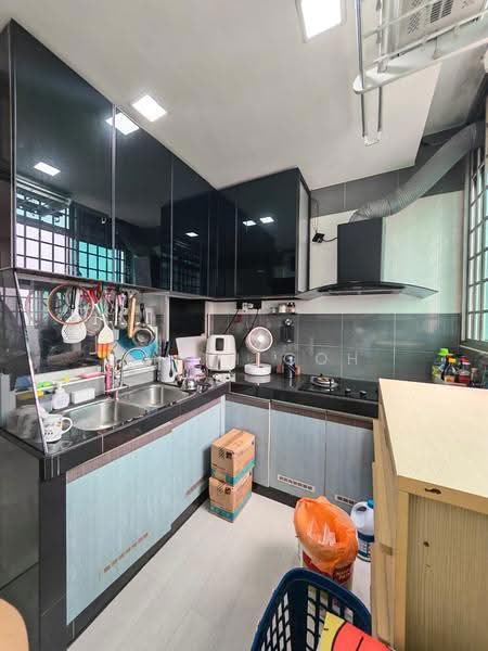 Pangsapuri untuk Dijual di Kipark Apartment - Smith Goh - Kitchen - PropertyGuru.com.my