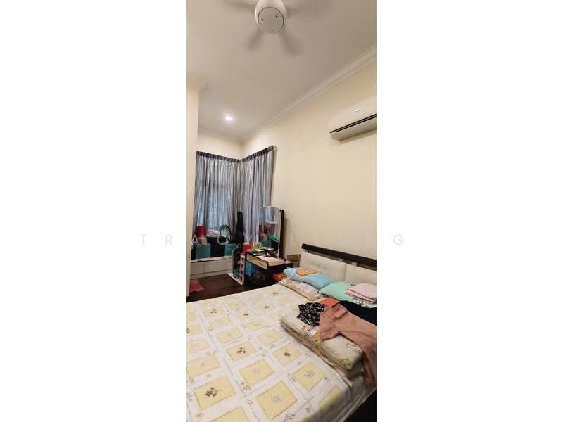 Rumah Berkembar untuk Dijual di Bandar Kinrara Seksyen 6 (Bandar Kinrara) - Tracy Leong - Bedroom - PropertyGuru.com.my