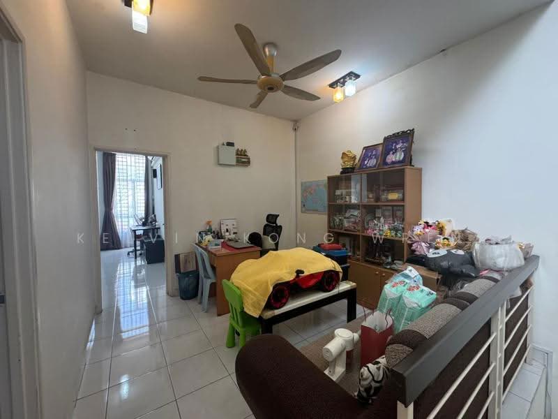 2-storey Terraced House for Sale in Setia Tropika (Johor Bahru) - Kelvin Kong Wren - Study - PropertyGuru.com.my