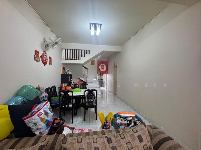 2-storey Terraced House for Sale in Setia Tropika (Johor Bahru) - Kelvin Kong Wren - Living Room - PropertyGuru.com.my