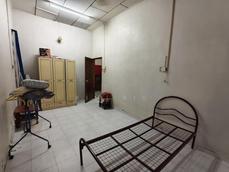 1-storey Terraced House for Sale in Sungai Mati (Johor) - Kimi Kiu - Bedroom - PropertyGuru.com.my