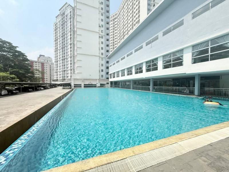 Condominium for Sale at Suasana Lumayan - Luqman Ramli - Pool - PropertyGuru.com.my