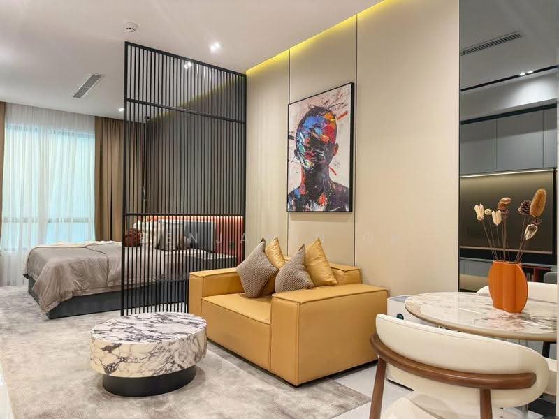 Pangsapuri untuk Dijual di R&F Princess Cove Phase 3-New Casa Suites - Benjamin Oh - Living Room - PropertyGuru.com.my