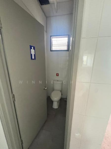 Office for Rent in Kota Kemuning (Shah Alam) - Winnie Chow - Bathroom - PropertyGuru.com.my
