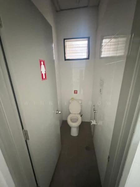 Office for Rent in Kota Kemuning (Shah Alam) - Winnie Chow - Bathroom - PropertyGuru.com.my
