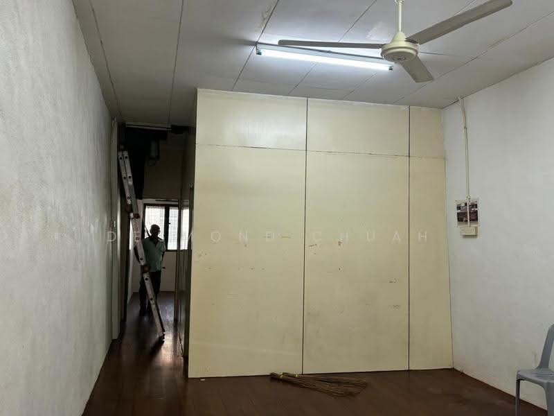 Shop for Rent in George Town (Penang) - Desmond Chuah - Interior - PropertyGuru.com.my