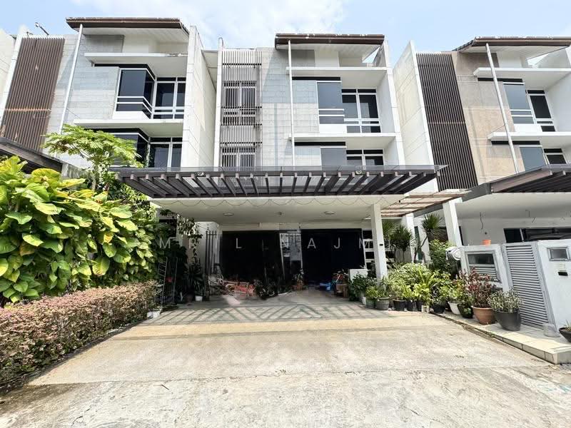 Rumah Teres 2-Tingkat untuk Dijual di Putrajaya (Putrajaya) - Amril Najmin - Exterior - PropertyGuru.com.my