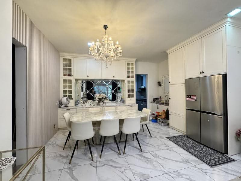 Rumah Teres 2-Tingkat untuk Dijual di Putrajaya (Putrajaya) - Amril Najmin - Dining Room - PropertyGuru.com.my