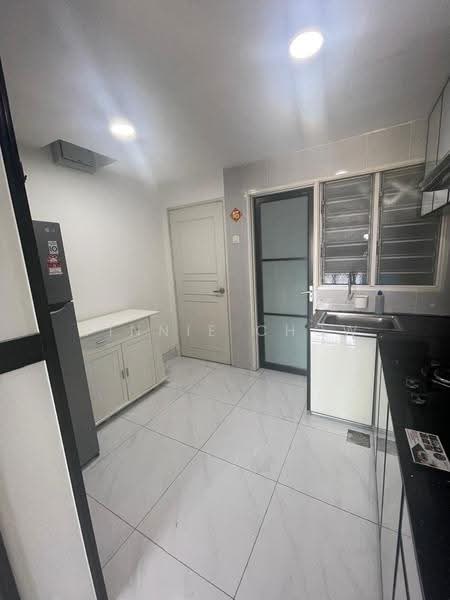 Pangsapuri untuk Disewa di Kemuning Aman - Winnie Chow - Kitchen - PropertyGuru.com.my