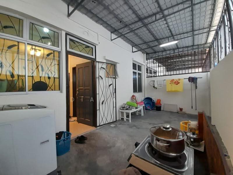 2-storey Terraced House for Sale in Bandar Bukit Tinggi 2 (Klang) - Diana See - Exterior - PropertyGuru.com.my