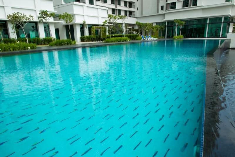 Condominium for Sale at Nautica Lake Suites - Lee Su Li - swimming pool - PropertyGuru.com.my
