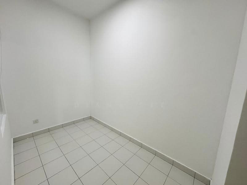 Kediaman Servis untuk Dijual di Impiria Residensi Bukit Tinggi Klang - Diana See - Interior - PropertyGuru.com.my