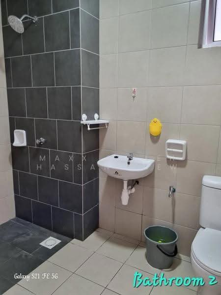 Service Residence for Rent at SkyLake Residence - Maxx Salleh Hassan Chew - Bathroom - PropertyGuru.com.my