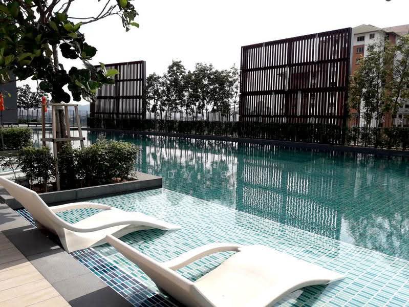 Kediaman Servis untuk Disewa di Eco Sky - Andy Gan - Pool - PropertyGuru.com.my