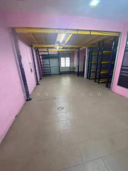 Shop for Rent in Kemuning Utama (Shah Alam) - Winnie Chow - Interior - PropertyGuru.com.my