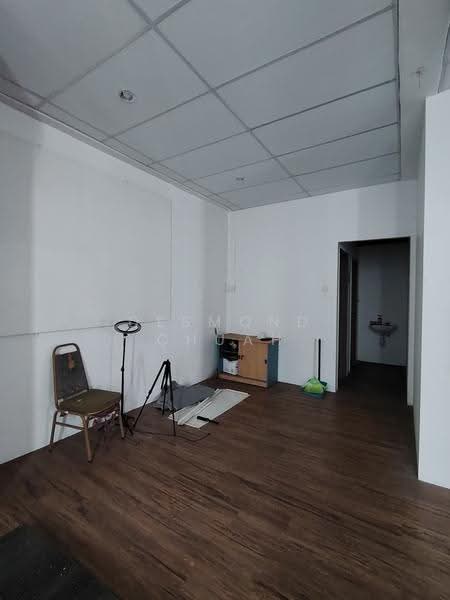 Shop for Rent in Butterworth (Penang) - Desmond Chuah - Interior - PropertyGuru.com.my
