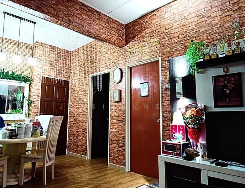 Apartment for Rent at Taman Jubilee Phase 3 - Jessilynne . - Living Room - PropertyGuru.com.my