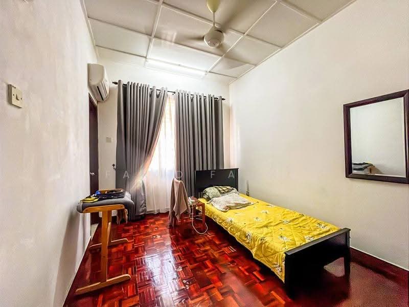 2-storey Terraced House for Sale in Bandar Seri Putra (Bangi) - Farid Fahmi - Bedroom - PropertyGuru.com.my