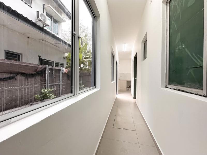 2-storey Terraced House for Rent in Taman Sejati (Klang) - Ameer Mujahid - Corridor - PropertyGuru.com.my