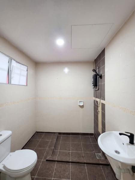Condominium for Rent at Bercham Prima (Ipoh Kiara) - Qazin Khoo - Bathroom - PropertyGuru.com.my