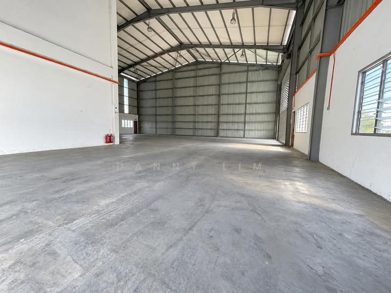 Detached Factory for Rent in Kawasan Perindustrian IGB (Ipoh) - Danny Lim - Interior - PropertyGuru.com.my