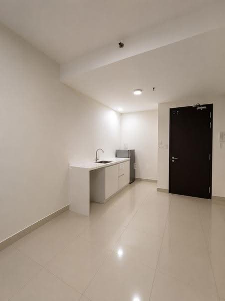 Service Residence for Rent at Trefoil @ Setia City - Lay Bee - Kitchen - PropertyGuru.com.my