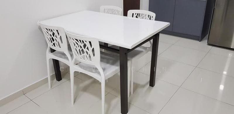 Kediaman Servis untuk Disewa di Seasons Garden Residences - calvin Chin - Dining Room - PropertyGuru.com.my