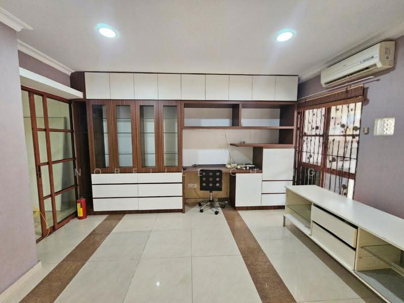 2-storey Terraced House for Rent in Putra Heights (Subang Jaya) - Nobeille Chung - Study - PropertyGuru.com.my