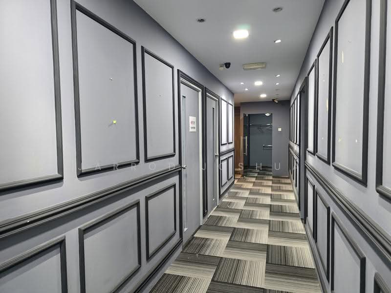Shop / Office for Rent in Taman Sri Hartamas (Sri Hartamas) - Jarrod Joshua - Corridor - PropertyGuru.com.my