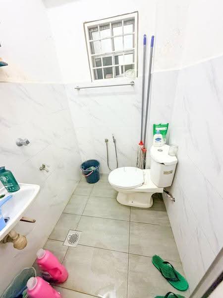 2-storey Terraced House for Sale in Bandar Tun Hussein Onn (Cheras) - Luqman Ramli - Bathroom - PropertyGuru.com.my