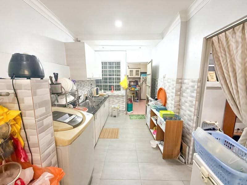 2-storey Terraced House for Sale in Bandar Tun Hussein Onn (Cheras) - Luqman Ramli - Kitchen - PropertyGuru.com.my