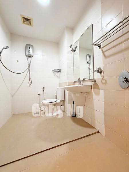 3.5-storey Terraced House for Sale in Ampang (Selangor) - Gaby Ng - Bathroom - PropertyGuru.com.my