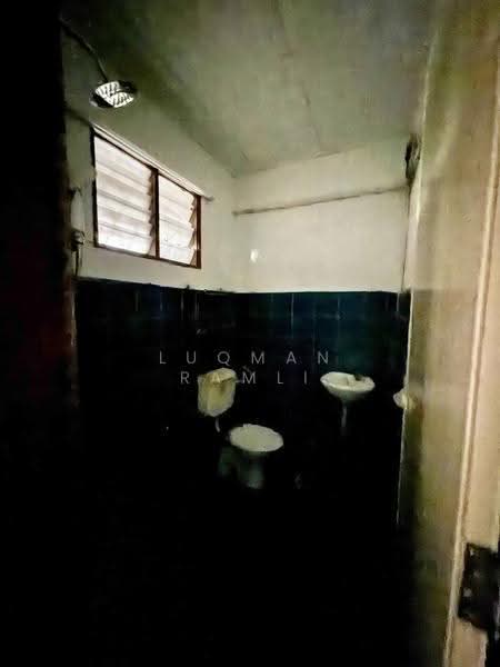 Rumah Teres 2-Tingkat untuk Dijual di Wangsa Maju (Kuala Lumpur) - Luqman Ramli - Bathroom - PropertyGuru.com.my
