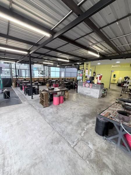 Shop for Rent in Taman Kebun Teh (Johor Bahru) - Caryn Ter - Interior - PropertyGuru.com.my