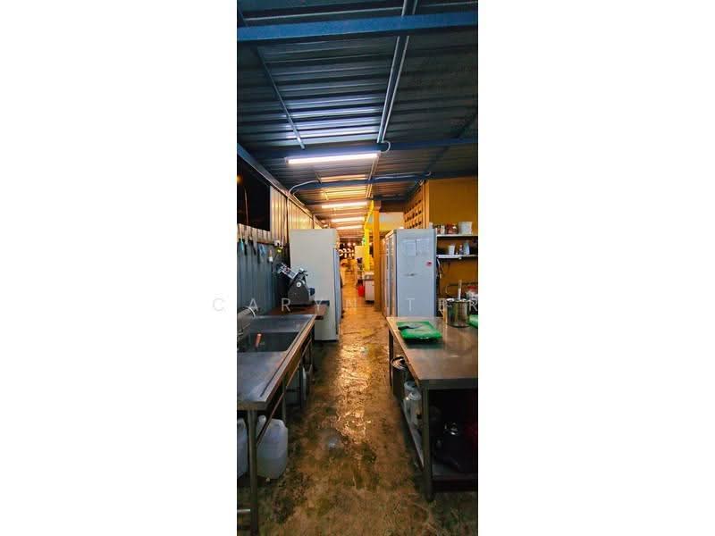 Shop for Rent in Taman Kebun Teh (Johor Bahru) - Caryn Ter - Kitchen - PropertyGuru.com.my
