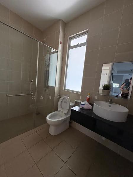 Semi-Detached House for Sale in Taman Nusa Idaman (Iskandar Puteri (Nusajaya)) - Caryn Ter - Bathroom - PropertyGuru.com.my