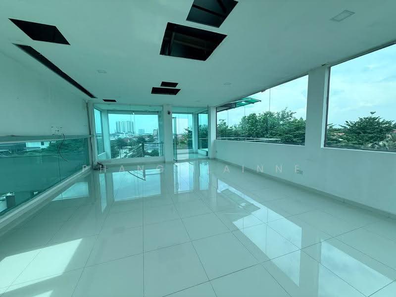 Bungalow House untuk Dijual di Taman Kebun Teh (Johor Bahru) - Phang Elainne - Interior - PropertyGuru.com.my