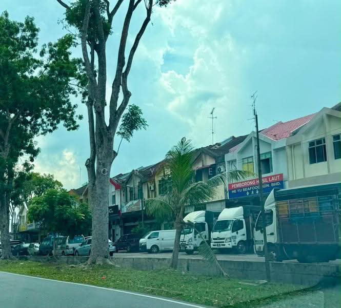 Kedai untuk Dijual di Taman Senai Utama (Kulai) - Caryn Ter - Exterior - PropertyGuru.com.my