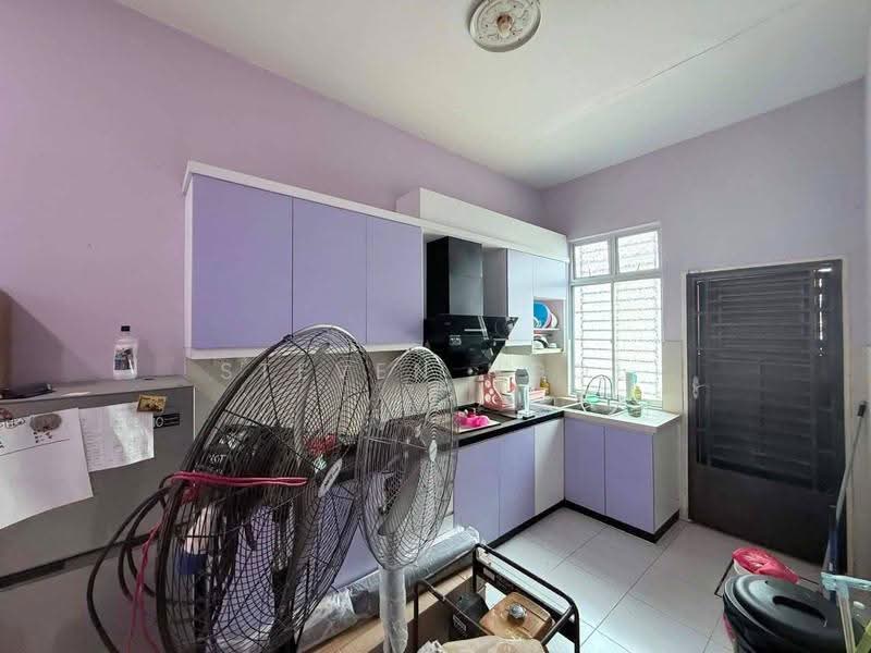 Rumah Teres 1-Tingkat untuk Dijual di Taman Lagenda Putra (Kulai) - Steven Ngoi - Kitchen - PropertyGuru.com.my