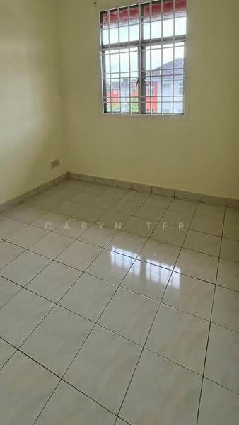 Pangsapuri untuk Dijual di Sri Putra Apartment - Caryn Ter - Interior - PropertyGuru.com.my