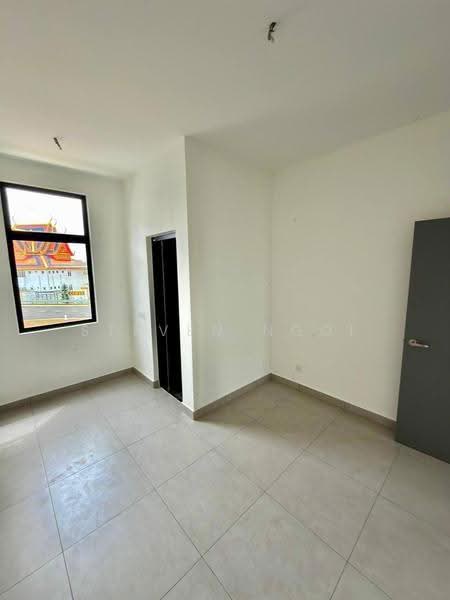 2-storey Terraced House for Sale in Taman Mount Austin (Tebrau) - Steven Ngoi - Interior - PropertyGuru.com.my