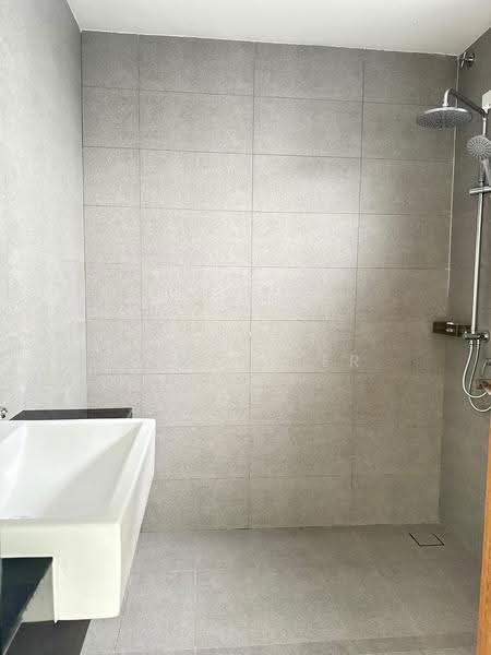 3-storey Terraced House for Sale in Kulai (Johor) - Caryn Ter - Bathroom - PropertyGuru.com.my